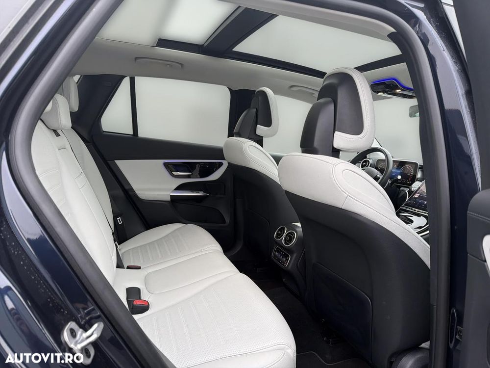 Mercedes-Benz GLC 300 e 4Matic 9G-TRONIC Edition AMG Line - 16