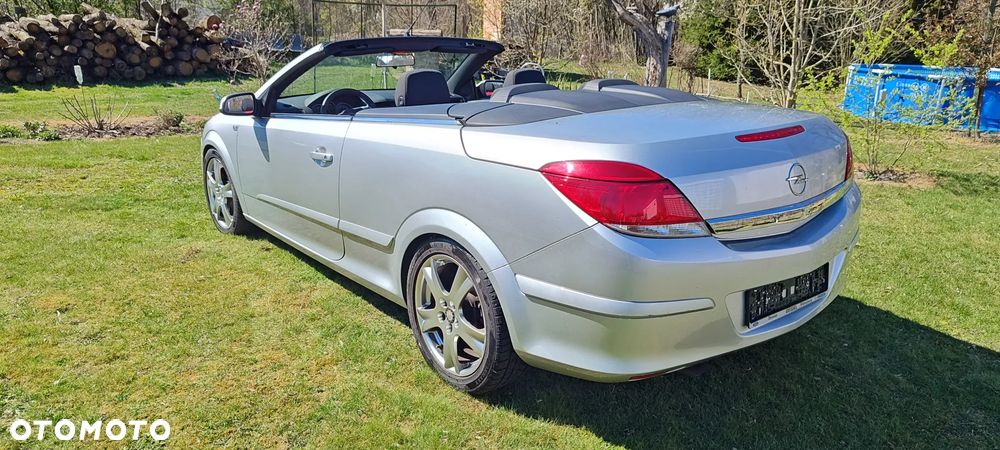 Opel Astra 1.6 Endless Summer - 17