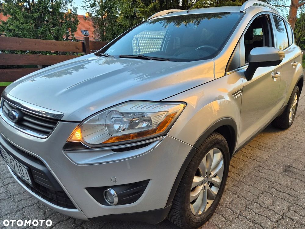 Ford Kuga - 12