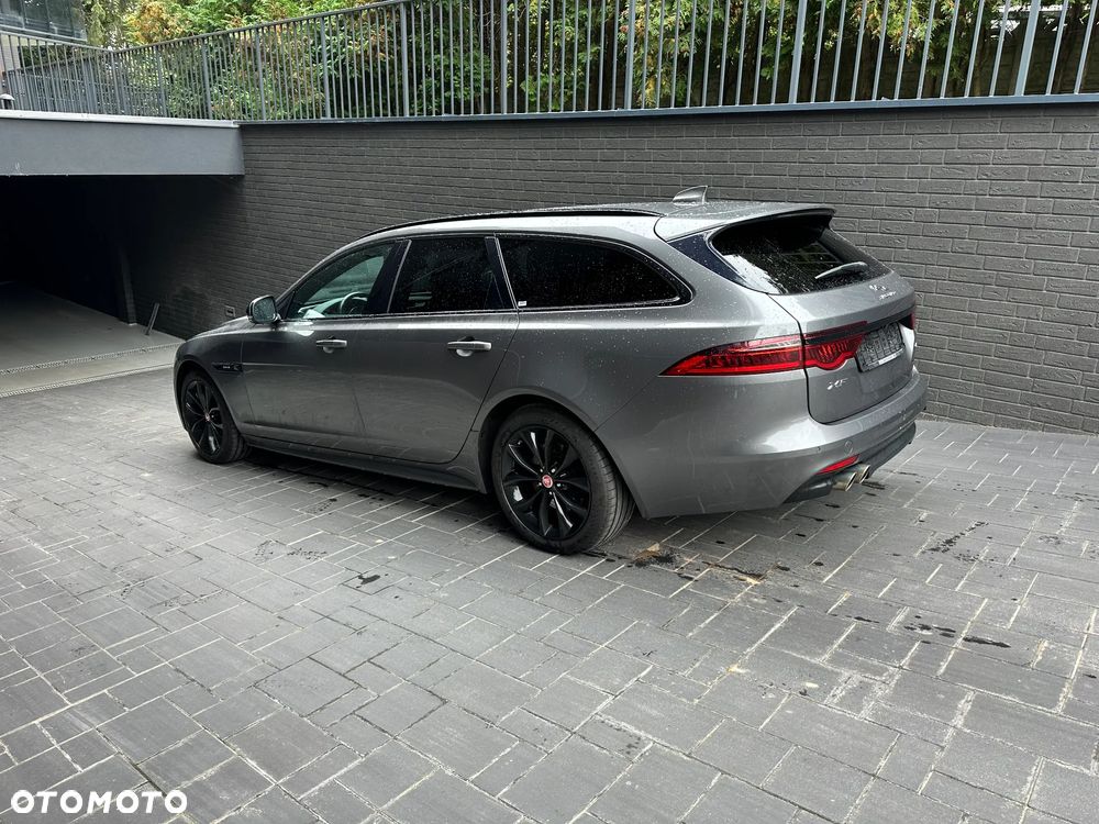 Jaguar XF 2.0 i4D R-Sport - 41