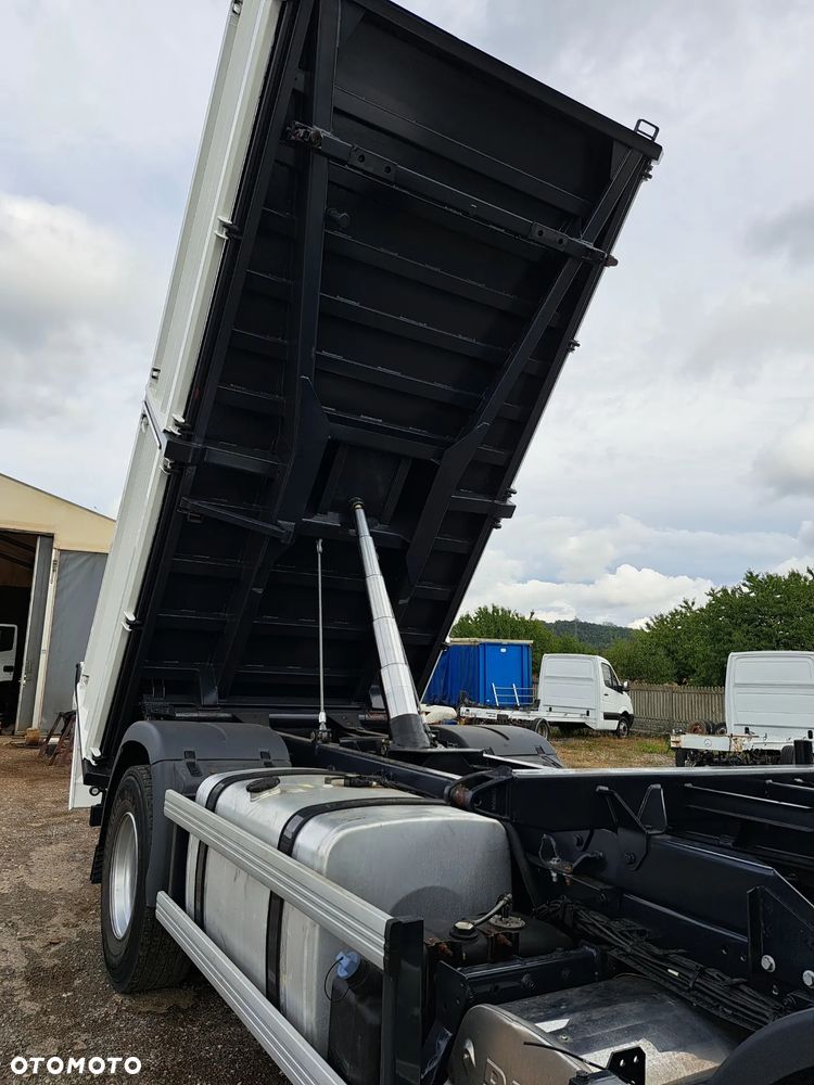 DAF CF 75.310 Wywrotka - 11