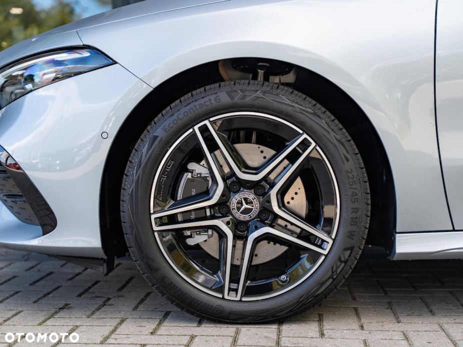 Mercedes-Benz Klasa A 200 AMG Line 7G-DCT - 19