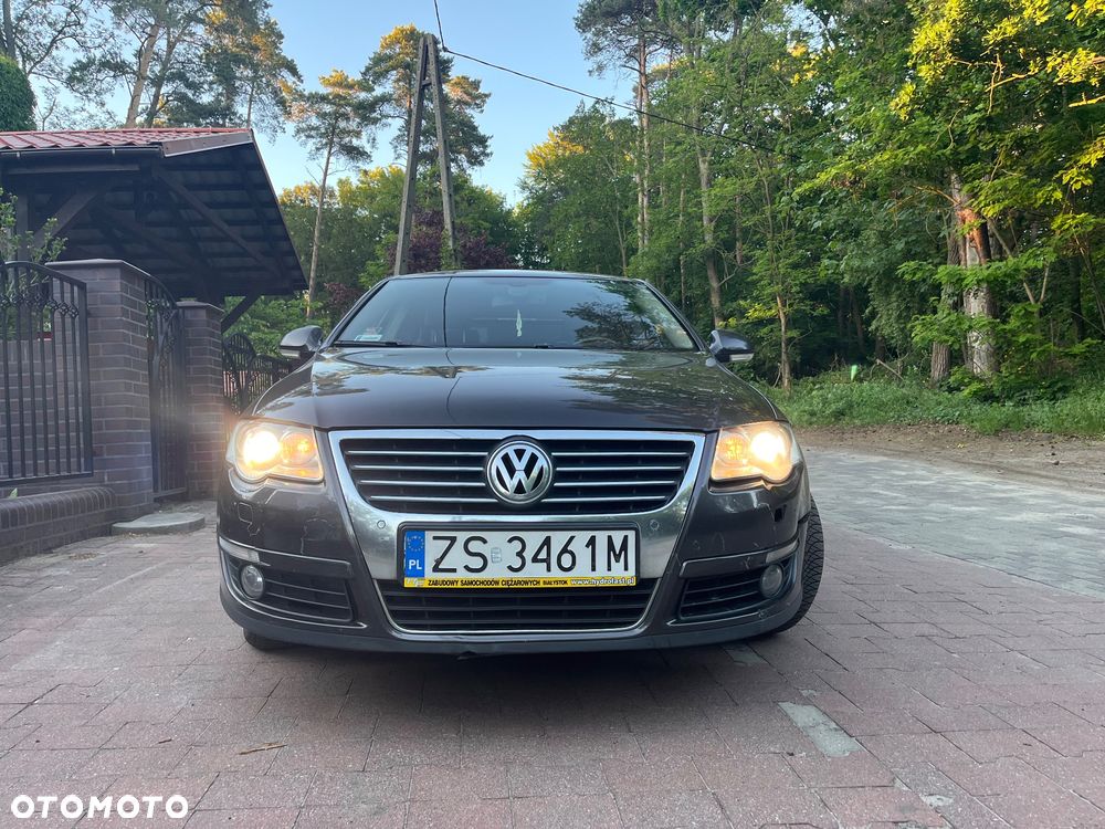 Volkswagen Passat 2.0 TDI DPF Comfortline - 1