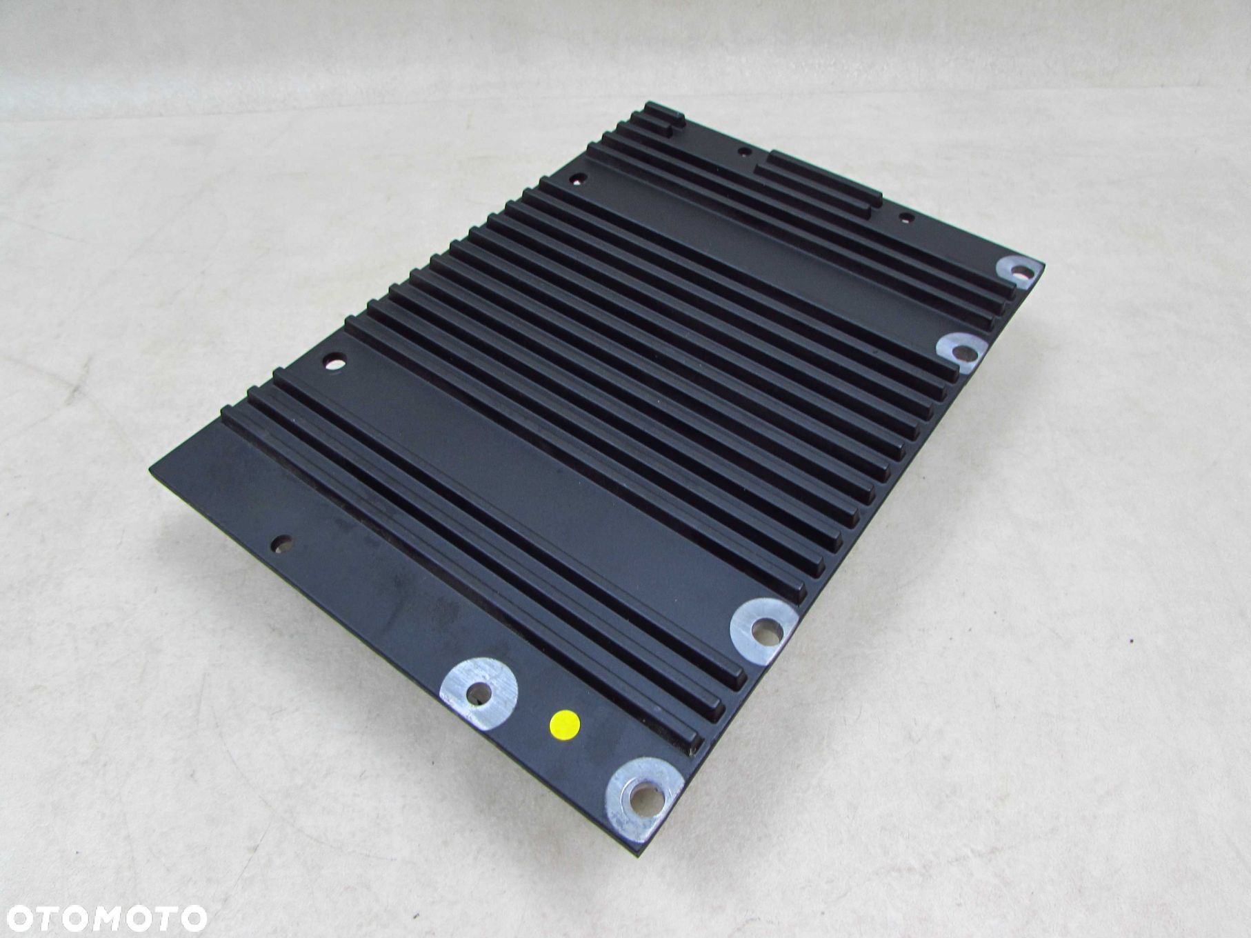 VOLVO C30 S40 V50 C70 II LIFT 06-13 WZMACNIACZ RADIA 31260740 DYNAUDIO - 1