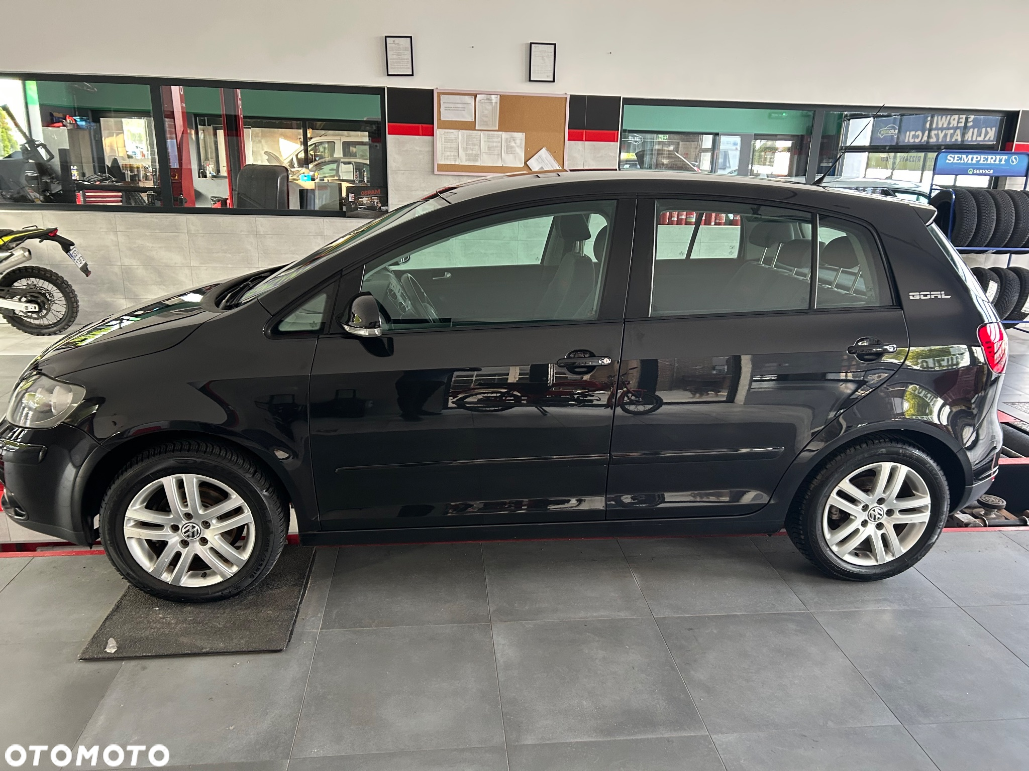 Volkswagen Golf Plus 1.4 FSI Comfortline - 4