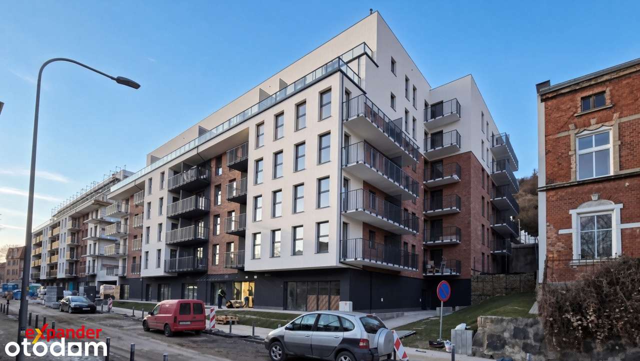 62,05 m² z balkonami 4,50 i 6,75 m²