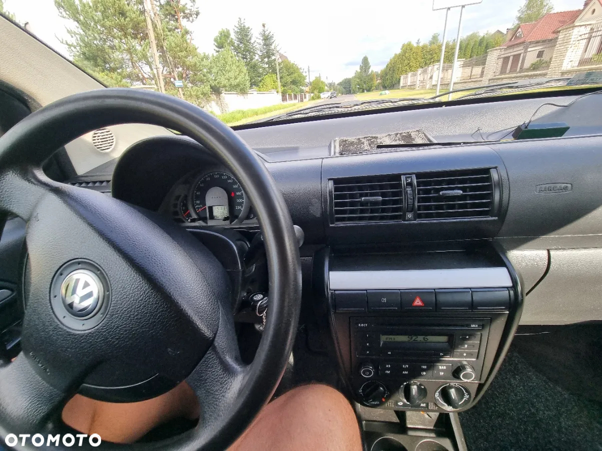 Volkswagen Fox 1.4 TDI - 15
