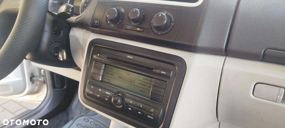 Skoda Roomster - 6