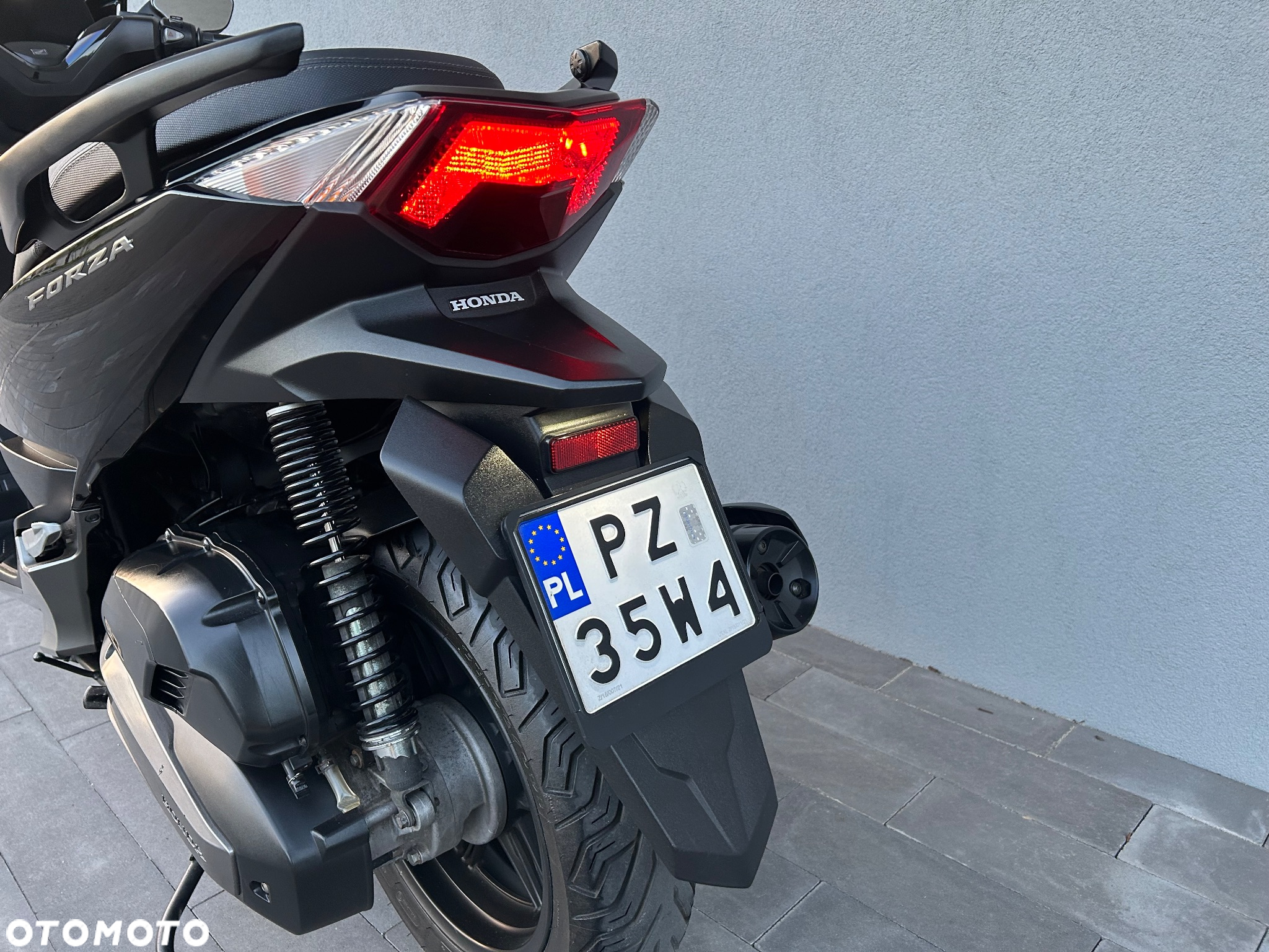 Honda NSS - 9