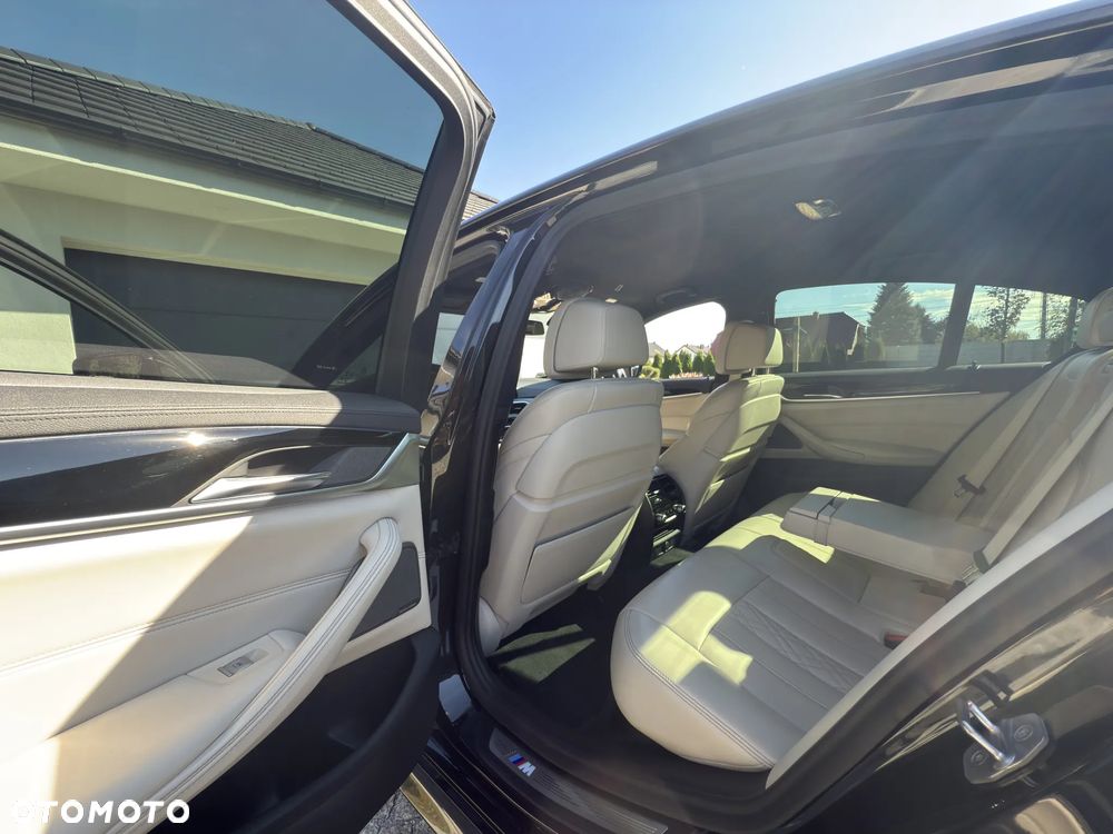 BMW Seria 5 530i - 7