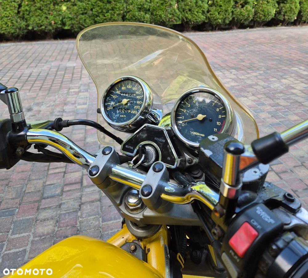 Yamaha XJ - 12