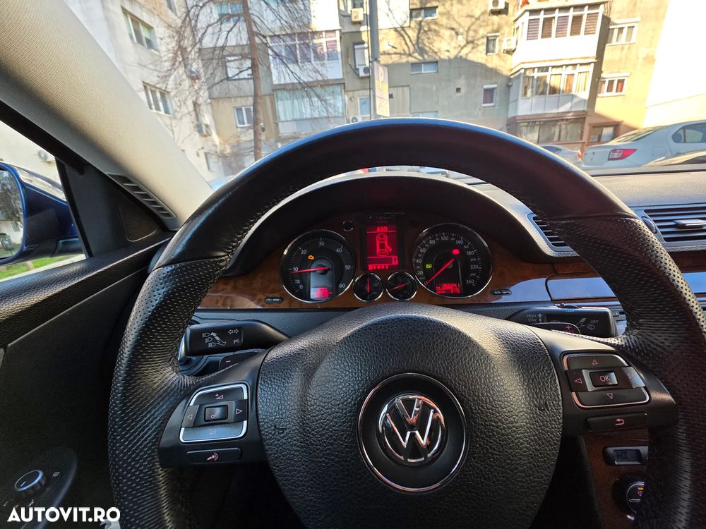 Volkswagen Passat 2.0TDI Comfortline DPF DSG - 18