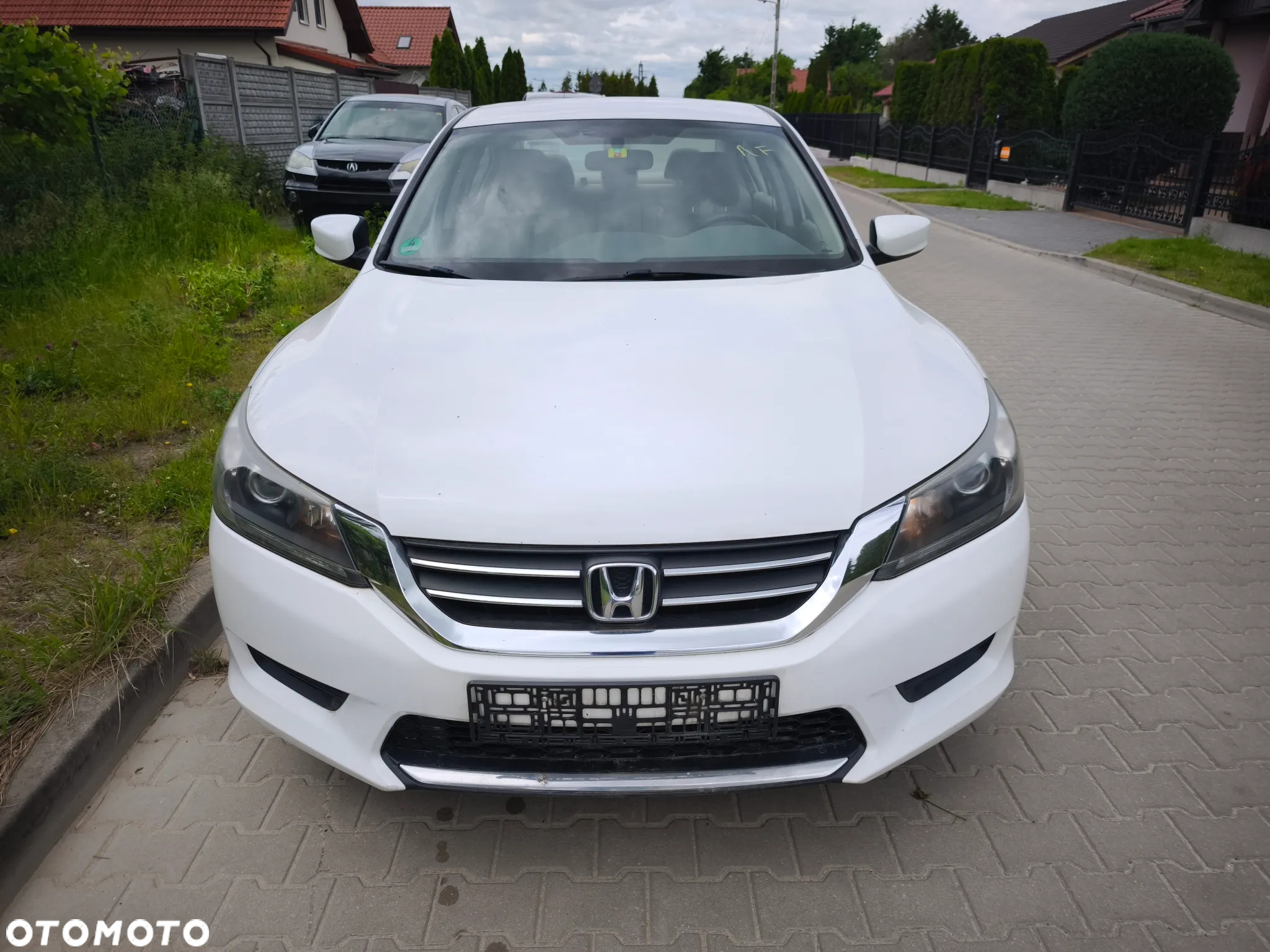 Honda Accord 2.4 LX - 23