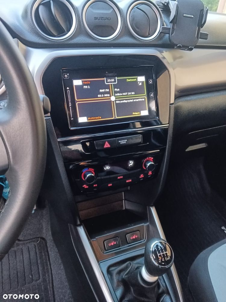 Suzuki Vitara - 24