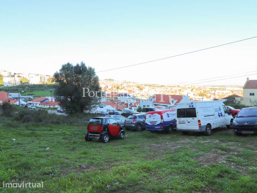 Lote com 297,97m2 para construção em Mina de Água, Amadora - Grande imagem: 4/4
