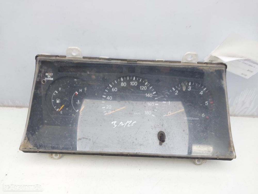 QUADRANTE TOYOTA HI-ACE - 1