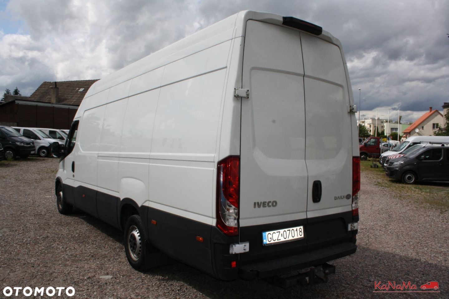 Iveco DAILY 35S18 - 17