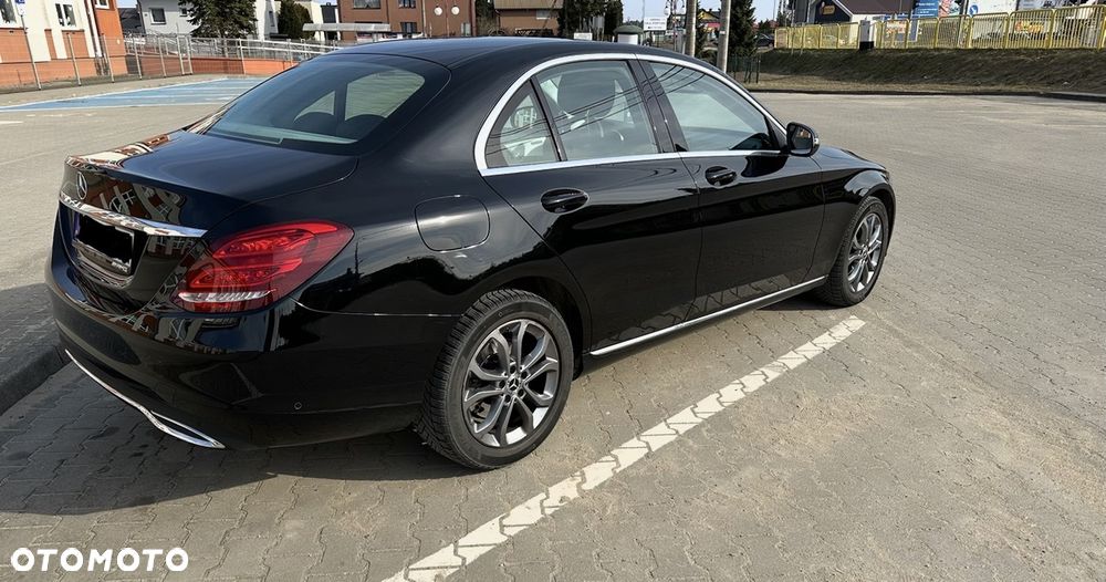 Mercedes-Benz Klasa C 180 9G-TRONIC - 3