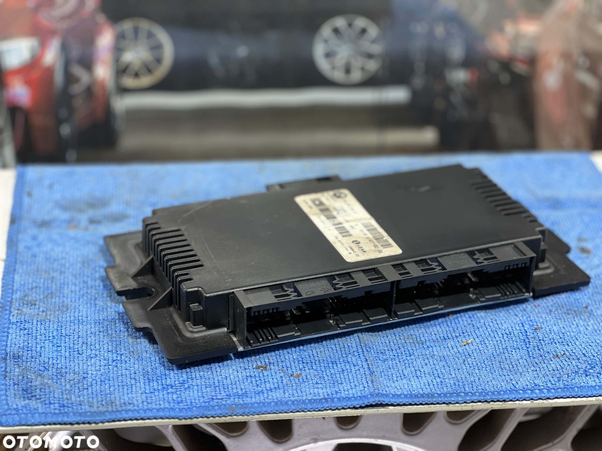 BMW E 81 E82 E87 E88  MODUŁ STEROWNIK ŚWIATEŁ  9197162  6827065 - 4