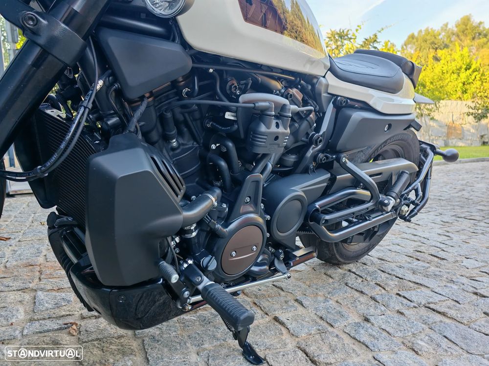 Harley-Davidson Sportster Sportster S - 23