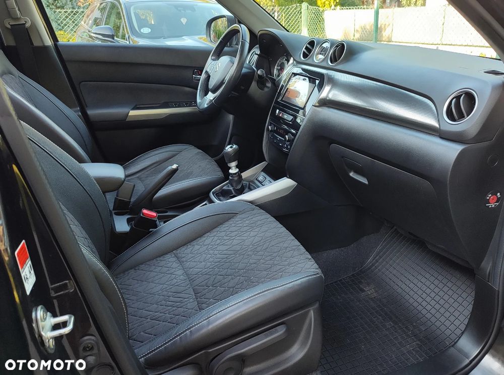 Suzuki Vitara - 11