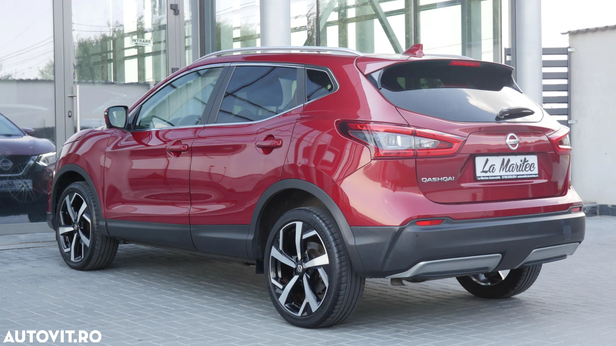 Nissan Qashqai 1.3 DIG-T TEKNA - 8