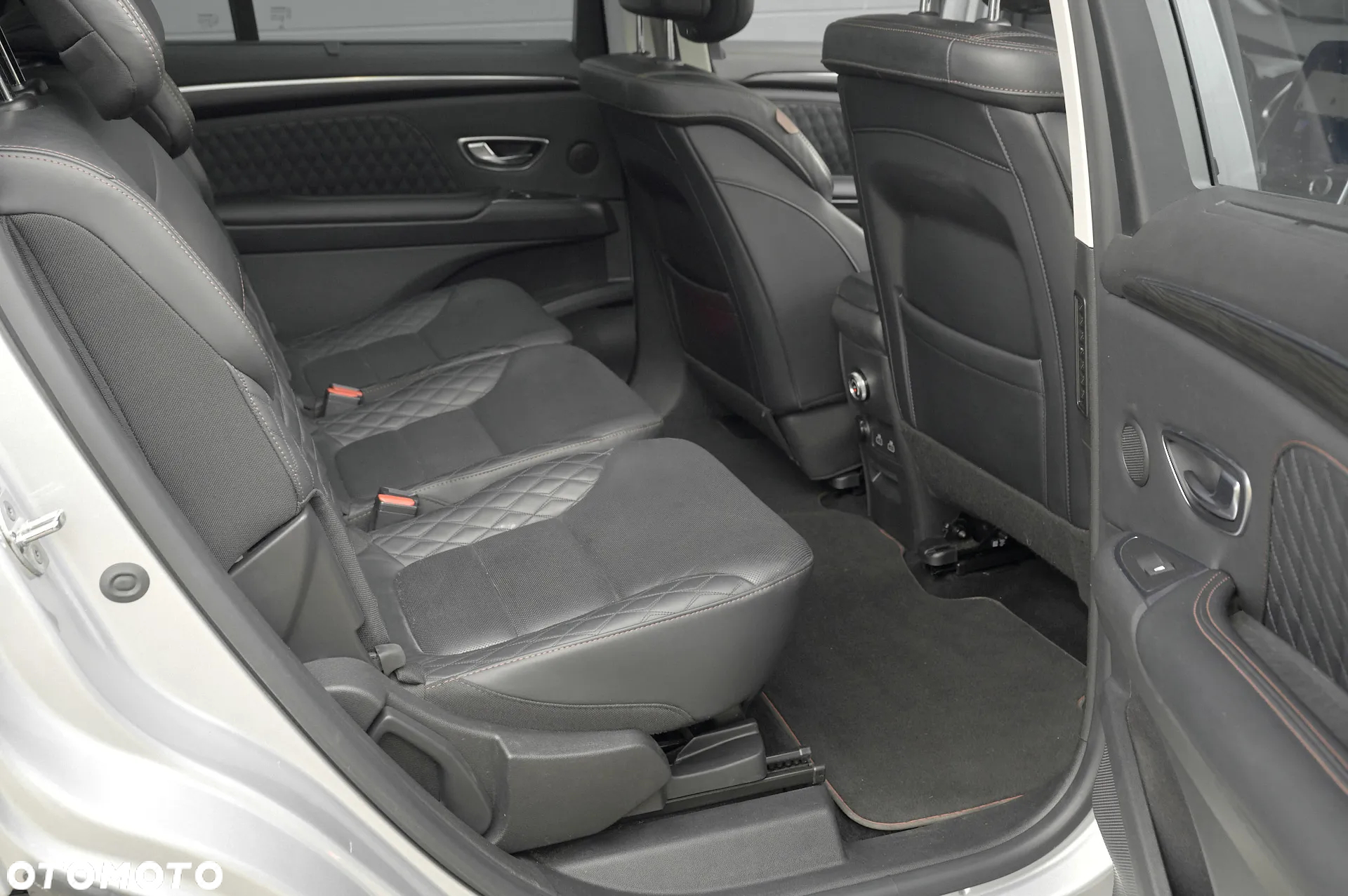 Renault Espace 2.0 Blue dCi Initiale Paris EDC - 13