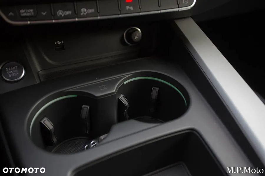 Audi A4 Avant 40 TDI quattro S tronic S line - 24