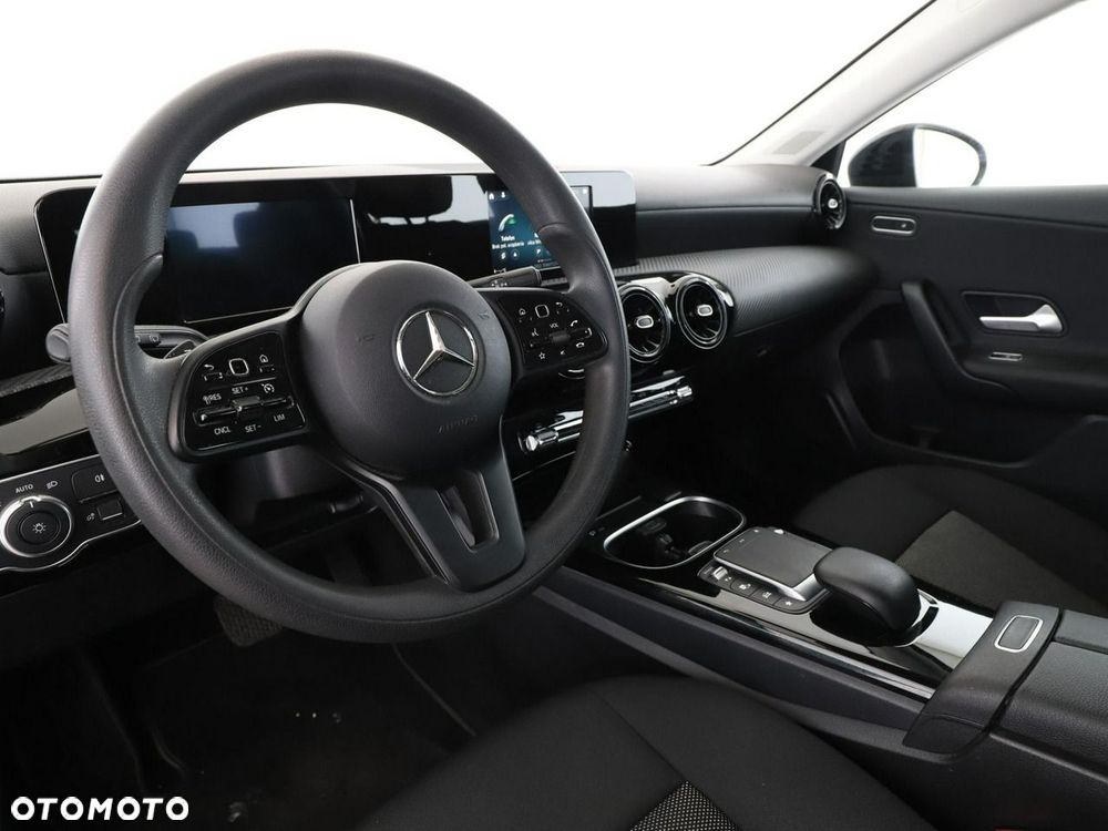 Mercedes-Benz Klasa A 250 E 8G-DCT - 15