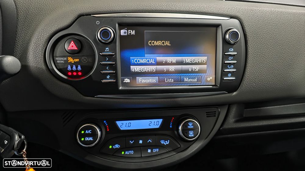 Toyota Yaris 1.5 HSD Sport +P.Techno+P.Luxury - 17