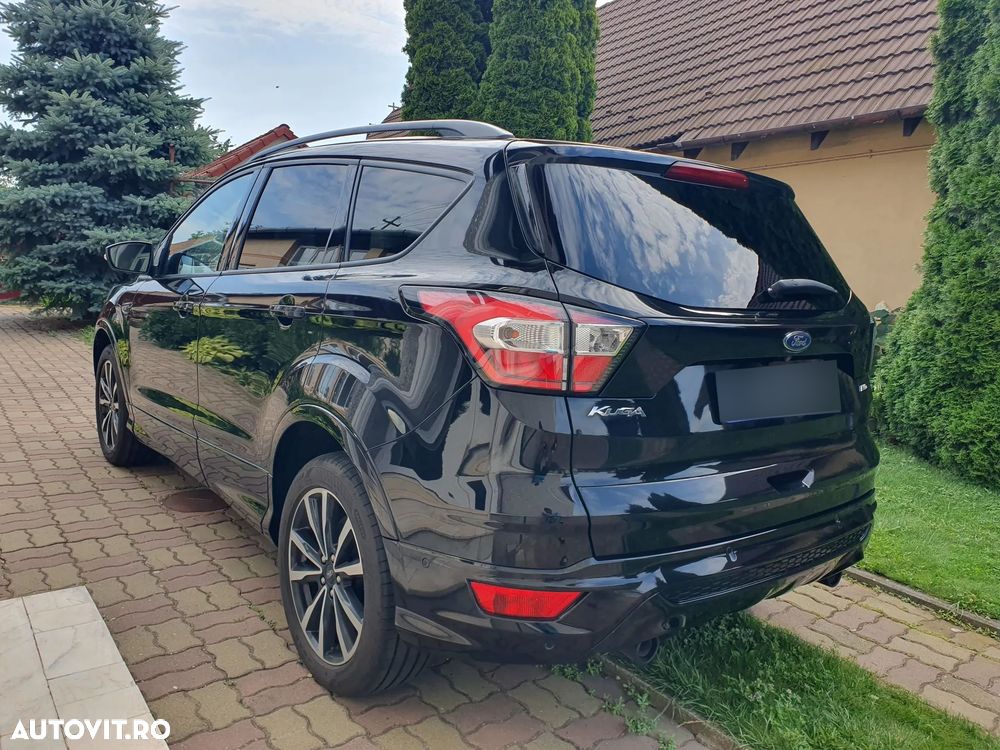 Ford Kuga 2.0 TDCi 4WD Powershift ST-Line - 12