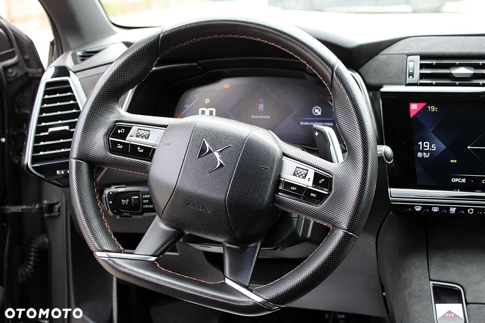 DS Automobiles DS 7 Crossback 1.6 PureTech Performance Line + - 21