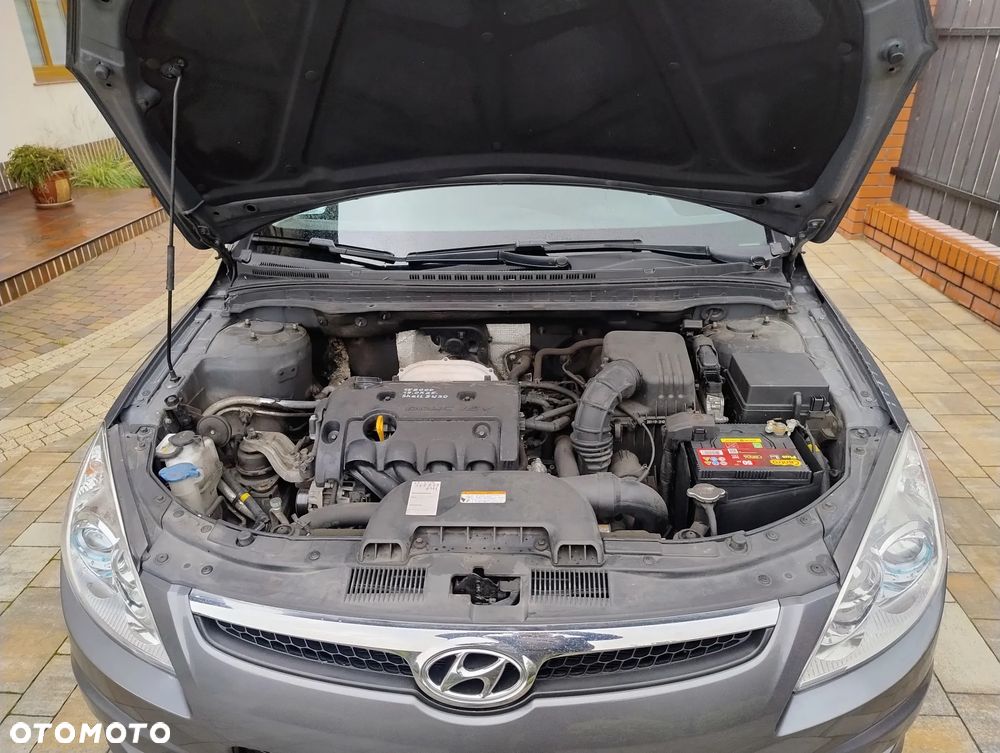 Hyundai i30 1.6 Comfort - 15
