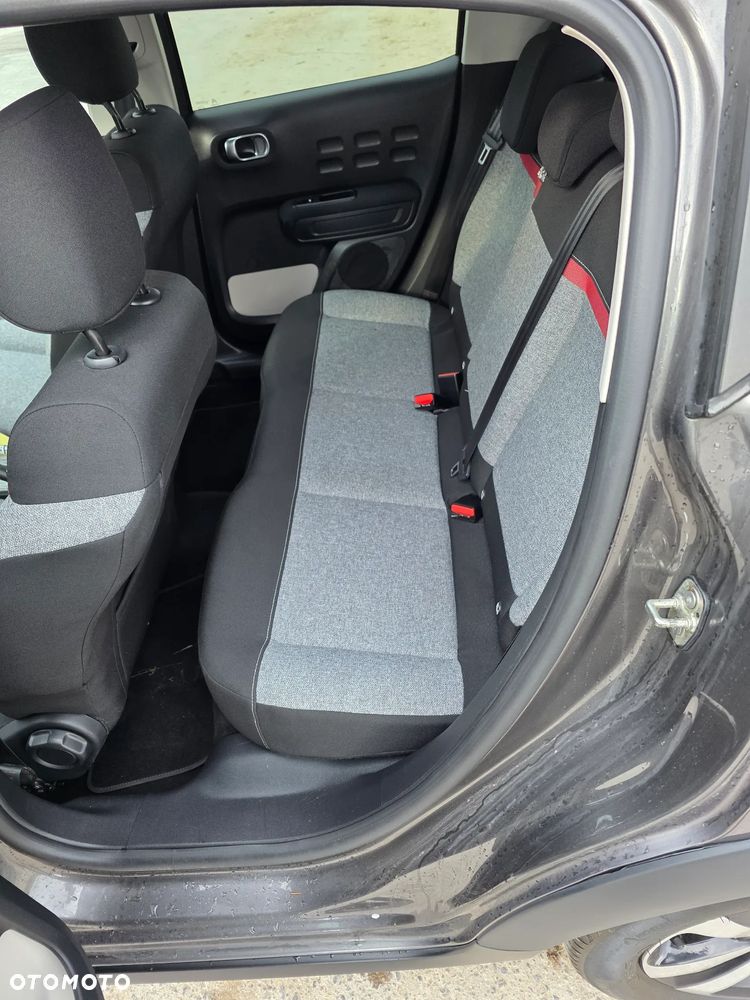 Citroën C3 Pure Tech 82 SHINE - 8
