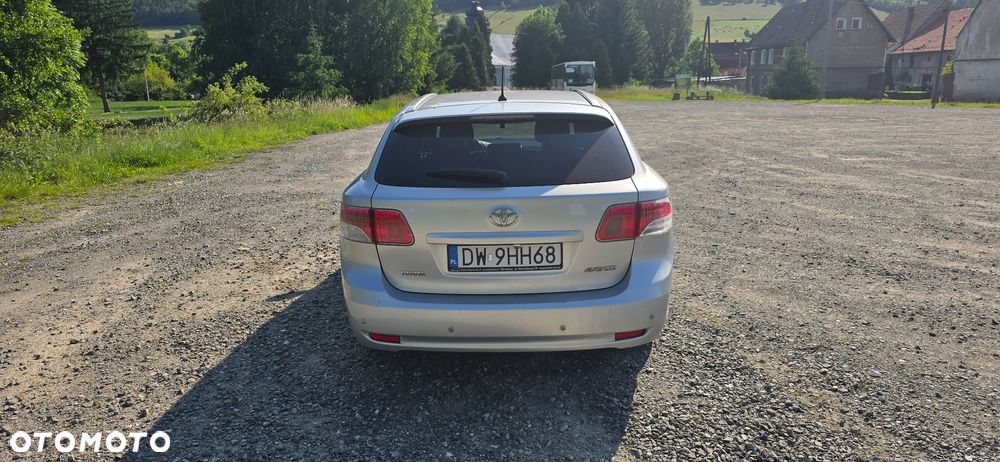 Toyota Avensis 1.8 Sol plus - 3