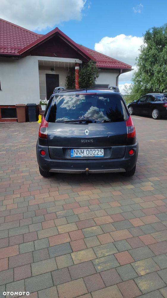 Renault Scenic 1.9 dCi FAP Conquest - 6