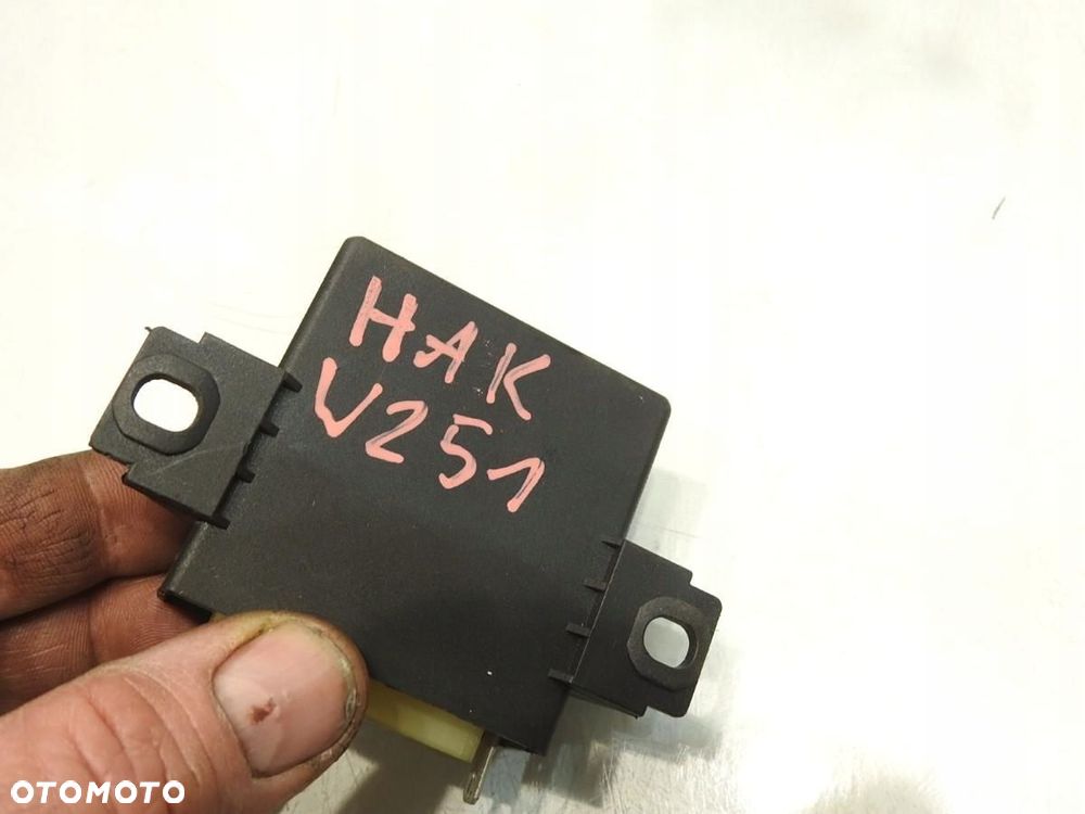 MODUŁ STEROWNIK HAKA MERCEDES R W251 . - 2