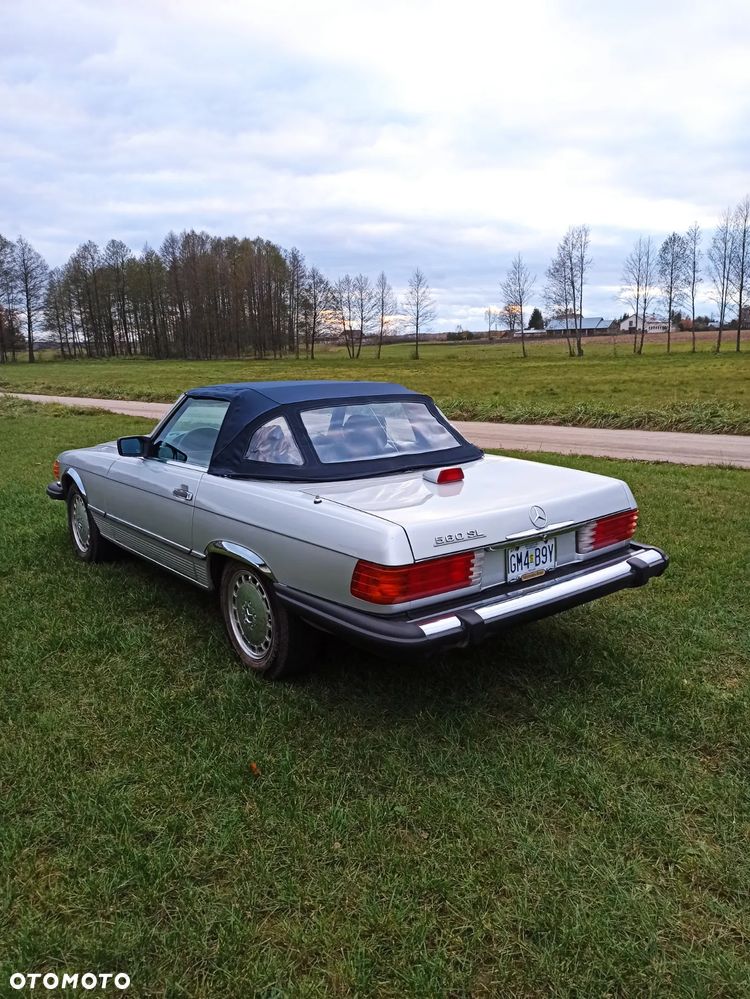 Mercedes-Benz SL - 15