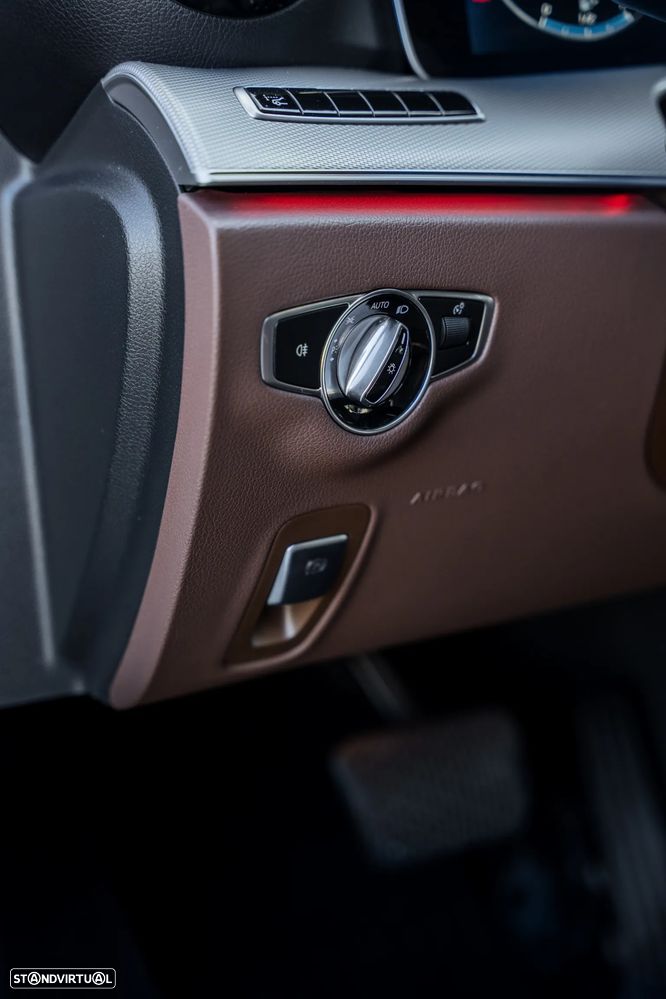 Mercedes-Benz E 220 d 9G-TRONIC Exclusive - 26