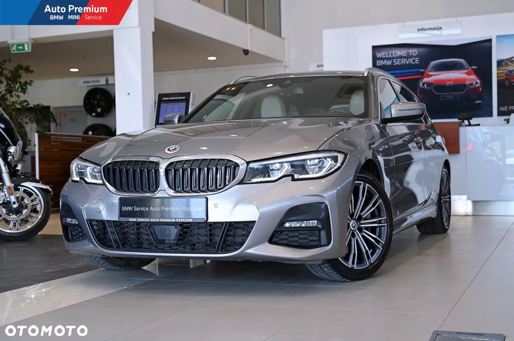 BMW Seria 3 330i xDrive M Sport sport - 3