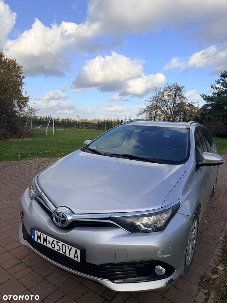Toyota Auris 2017 photo 4