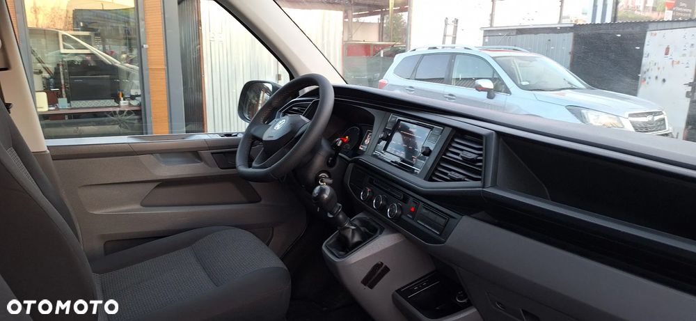 Volkswagen Transporter Kombi L1H1 4Motion - 13
