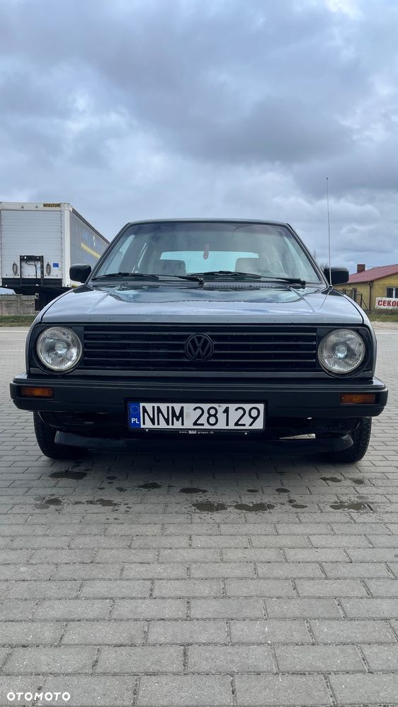 Volkswagen Golf 1.3 - 9