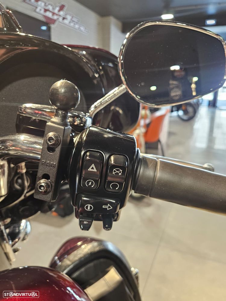 Harley-Davidson Ultra Limited - 12