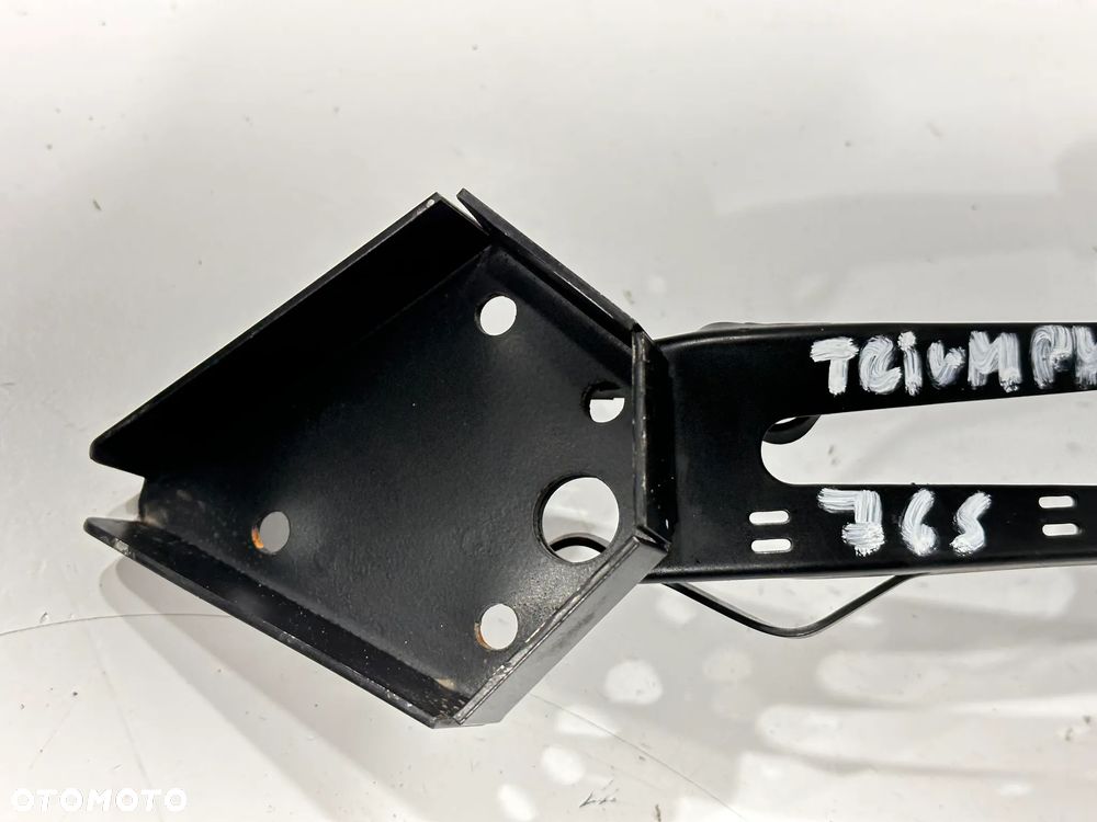 Mocowanie trzymanie tablicy rejestracyjnej Triumph Street Triple 765 - 3