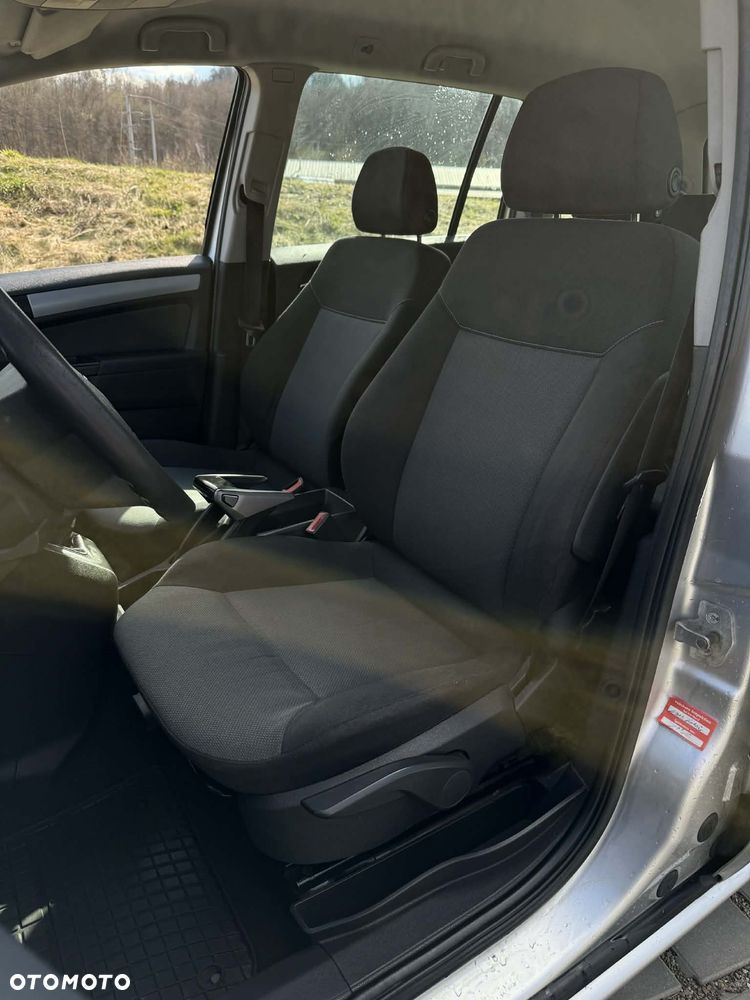 Opel Zafira 1.9 CDTI Cosmo - 9
