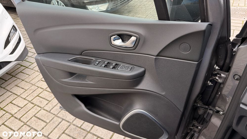 Renault Captur - 10