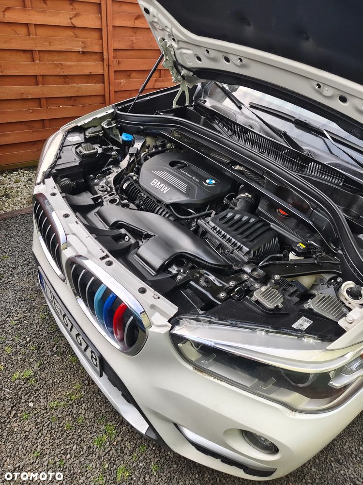 BMW X1 xDrive28i - 40