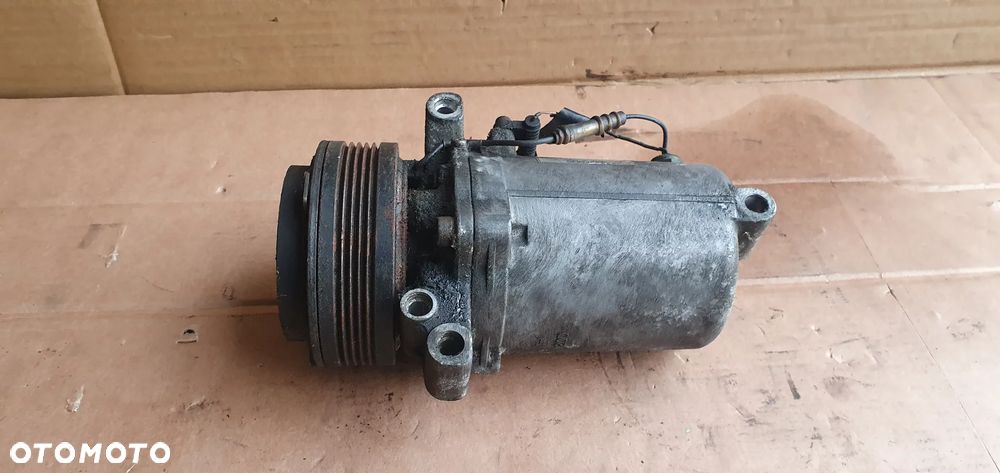 Sprężarka klimatyzacji pompa klimy BMW 3 E46 2.0D 8386650 - 2