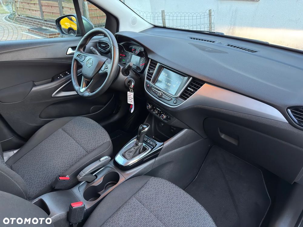 Opel Crossland X - 26